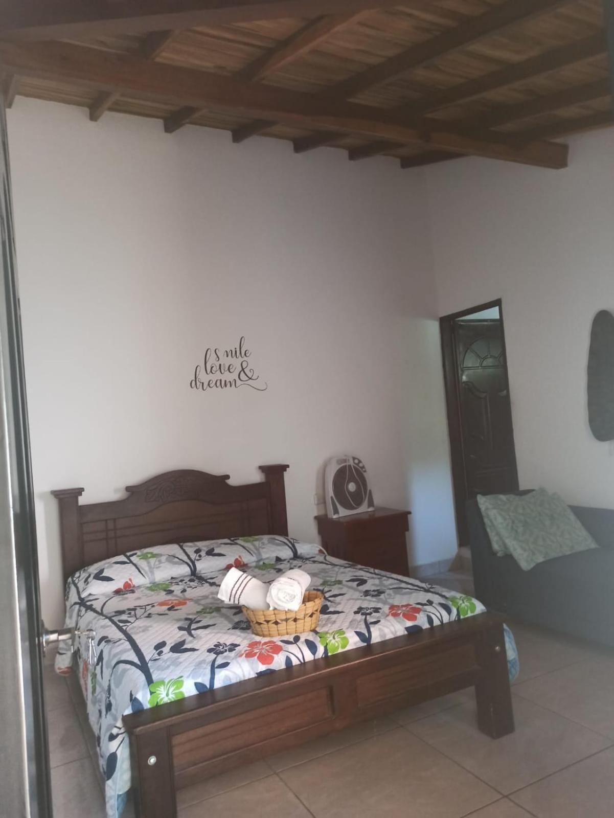 Hostal Jose Navarro Guadalupe Exterior foto